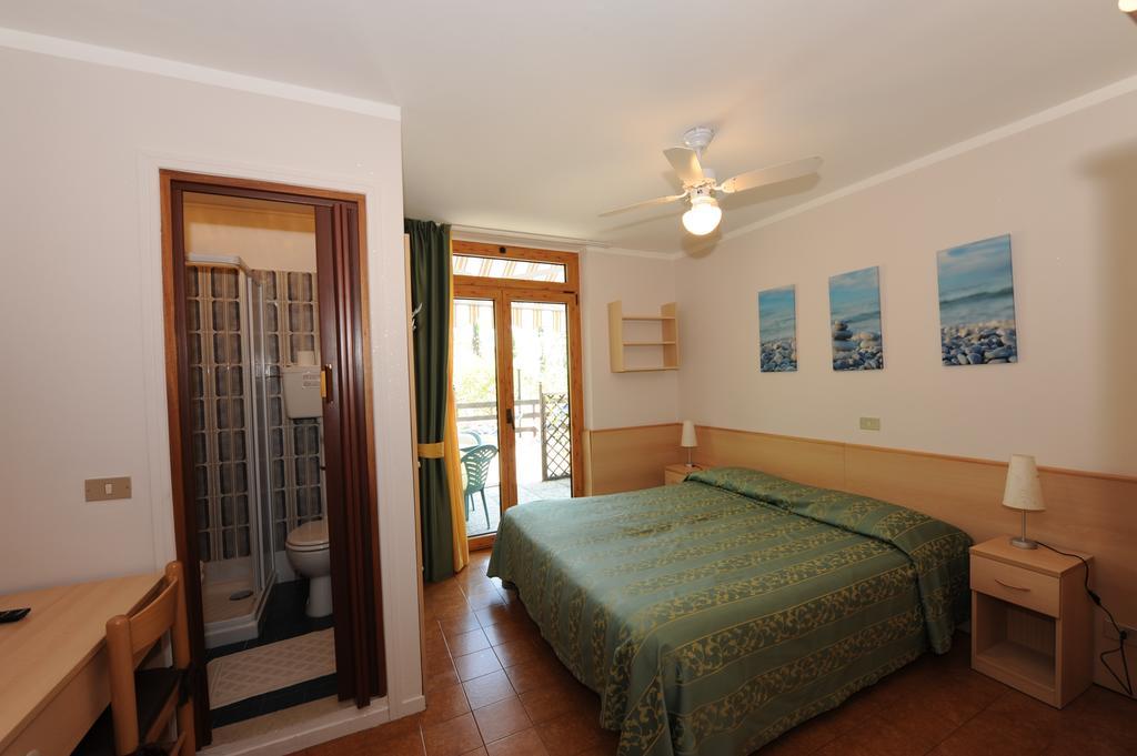 Hotel Villa Grazia Limone sul Garda Exterior foto